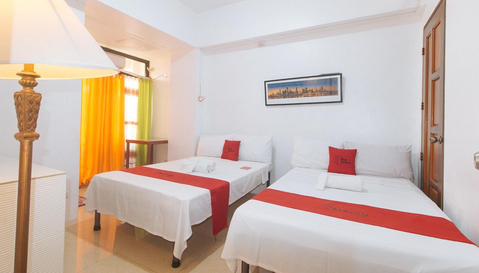 Reddoorz Near Lrt 2 Antipolo Station 호텔 외부 사진